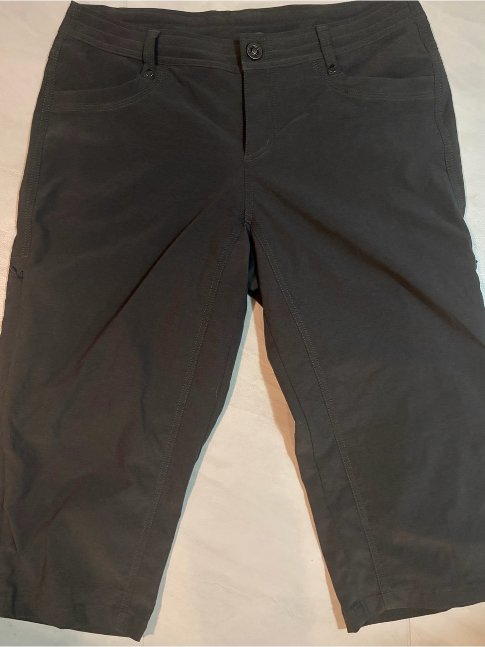 KÜHL Women's Trekr Kapri pants in a charcoal/dark gray shade